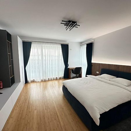 Pitesti Residence Екстериор снимка