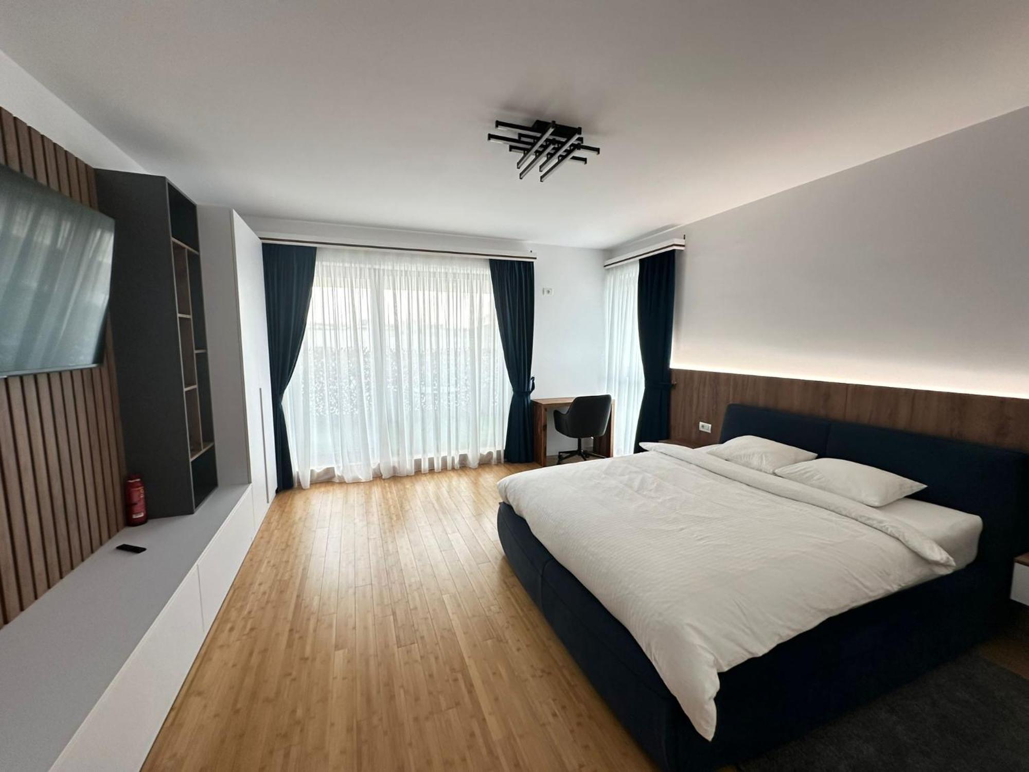 Pitesti Residence Екстериор снимка